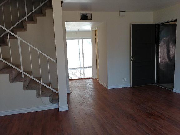 5th image of 1818 Garvey Ave