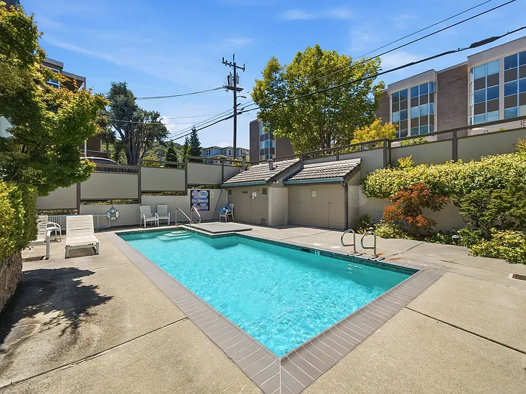 2411 Carlmont Dr #107 — Photo 38