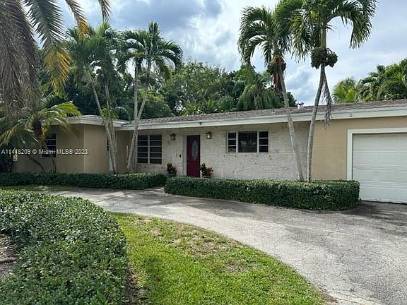 2nd image of 15400 SW 84th Ave