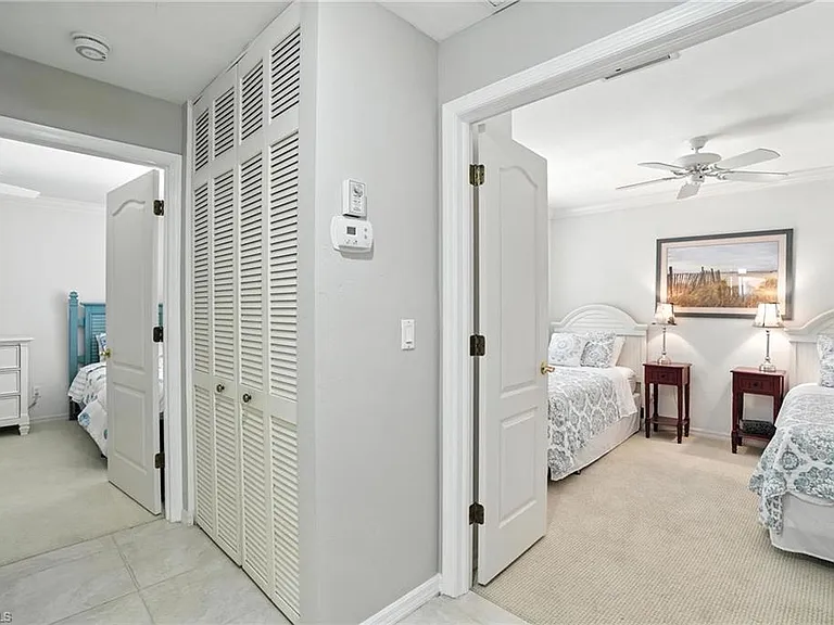7032 Pelican Bay Blvd #E-304 — Photo 24