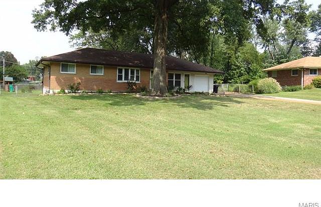 1st image of 1073 Poplar Dr