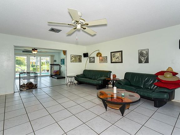 5th image of 5623 America Dr
