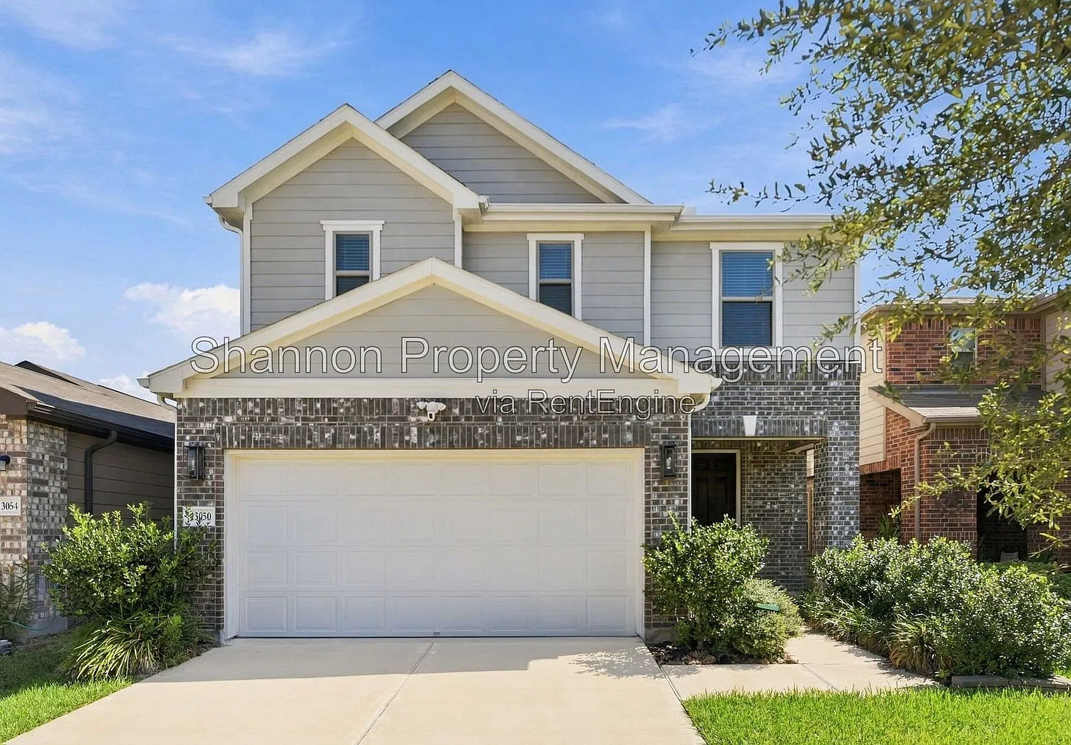 3 bed, 2.5 bath, 2124 sqft, $2,200 — Photo 1