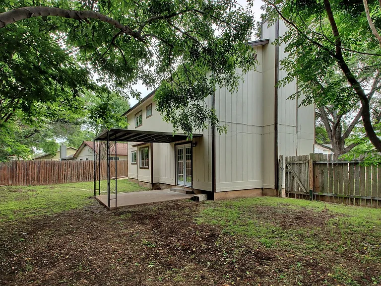 13185 Mill Stone Dr — Photo 27