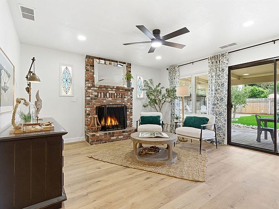 4th image of 3928 W Dorothea Court