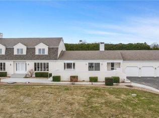 95 Holman St, Portsmouth, RI 02871