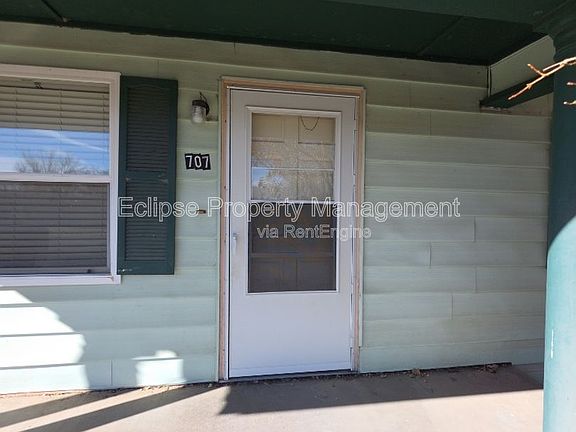 2nd image of 707 Lee Dr
