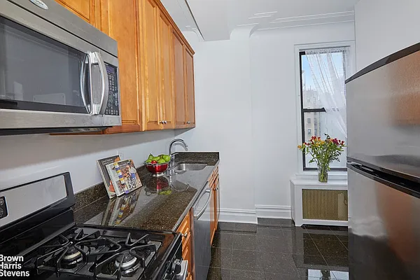 Rented by Brown Harris Stevens | media 3