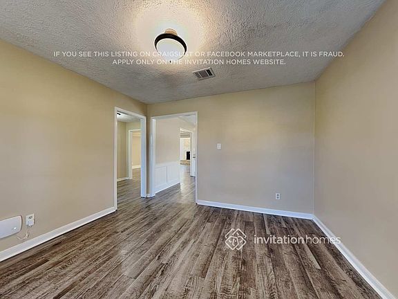 5th image of 15027 Pebble Bend Dr