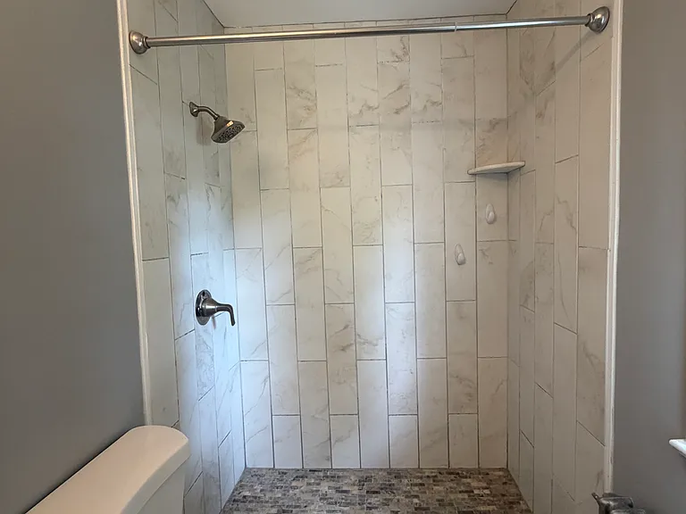 501 W Glenside Ave #2 — Photo 8