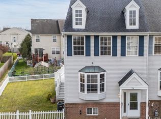 74 Three Rivers Dr, Newark, DE 19702