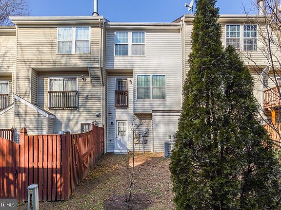 4th image of 13805 Fareham Ln