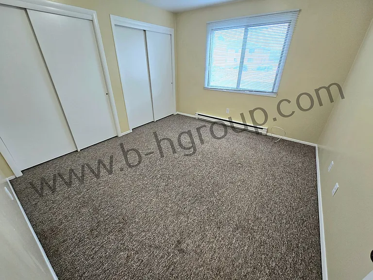 8515 32nd Ave — Photo 13