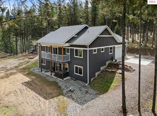 845 S Manor Heights Dr, Post Falls, ID 83854