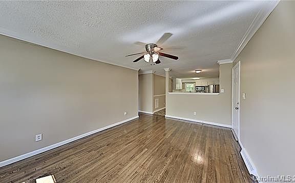 2nd image of 4245 Vinetta Ct