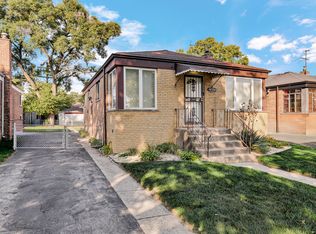 14534 Woodlawn Ave, Dolton, IL