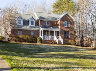 6748 Phillip Ct, Summerfield, NC 27358