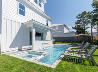 39 Charlotte Ave, Miramar Beach, FL 32550