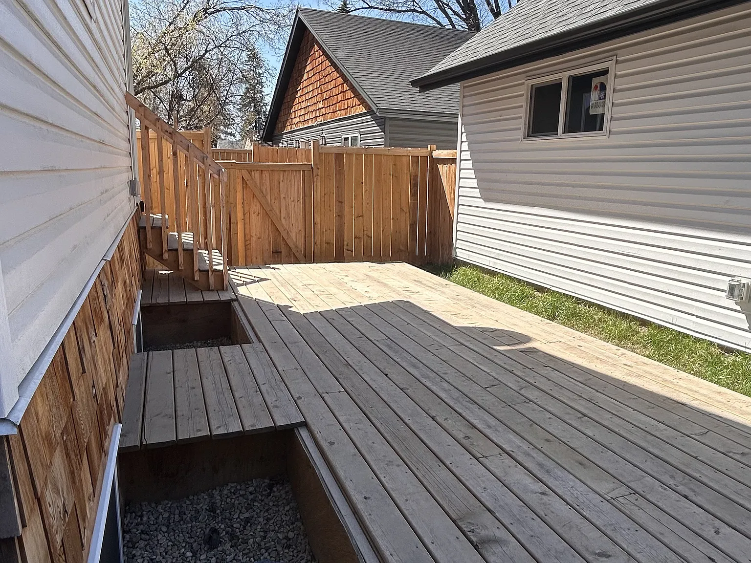 SF233 - 3 Bed 1 Bath Bsmt for rent in Elmwood Park - 12420 76 St NW — Photo 3