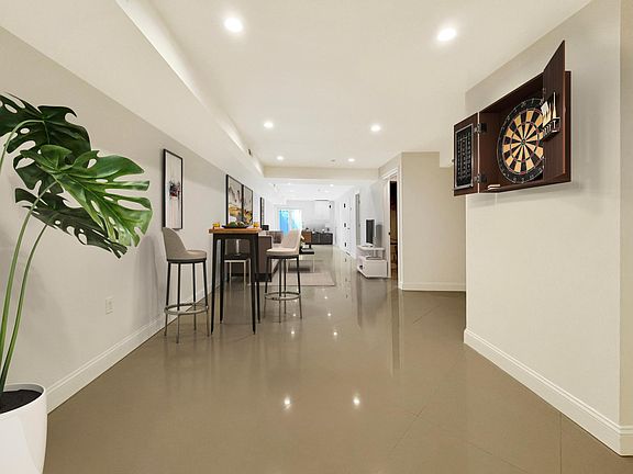 5th image of 19206 Crocheron Ave #1