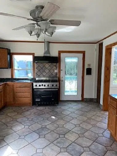 8453 County Farm Rd — Photo 11