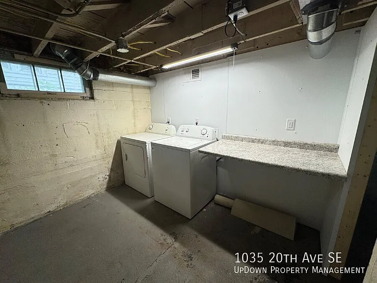 1035 20th Ave SE — Photo 22