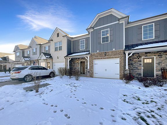 2nd image of 4443 Chusto Dr