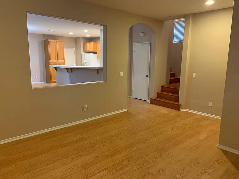 1331 Santa Elisabeth Ave — Photo 6