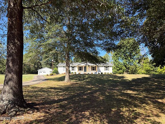 2nd image of 3001 Beech Bluff Rd