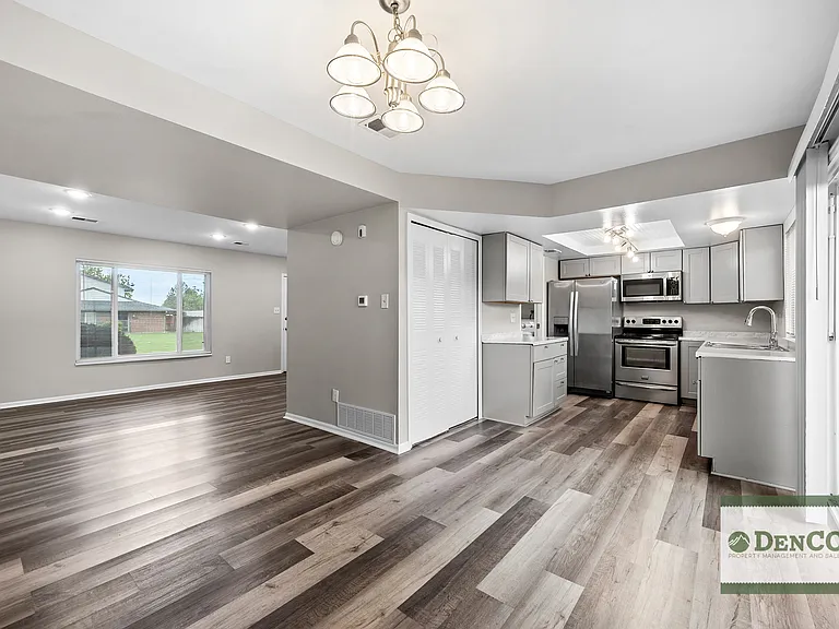 12616 E Kansas Pl — Photo 7