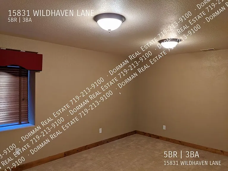 15831 Wildhaven Ln — Photo 17