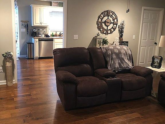 2nd image of 69 Southmont Dr