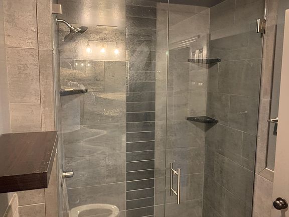 5th image of 3055 Richfield Dr