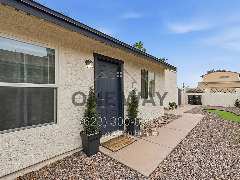 630 E Jensen St #104 — Photo 4