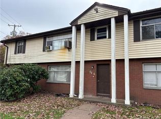 114 Park St APT A1, Manchester, CT 06040