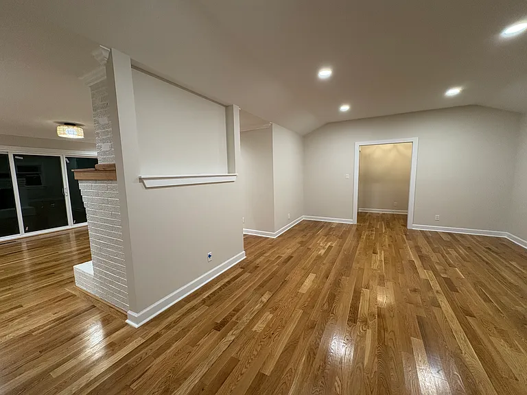 469 Circle Dr — Photo 19