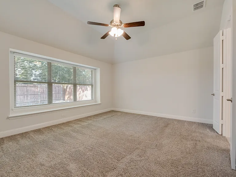 3319 Sequoia Ln — Photo 19