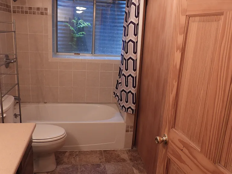 519 Washington Ave — Photo 68