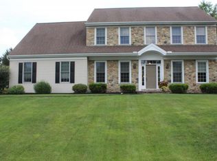 13 Fox Hollow Dr, Lancaster, PA