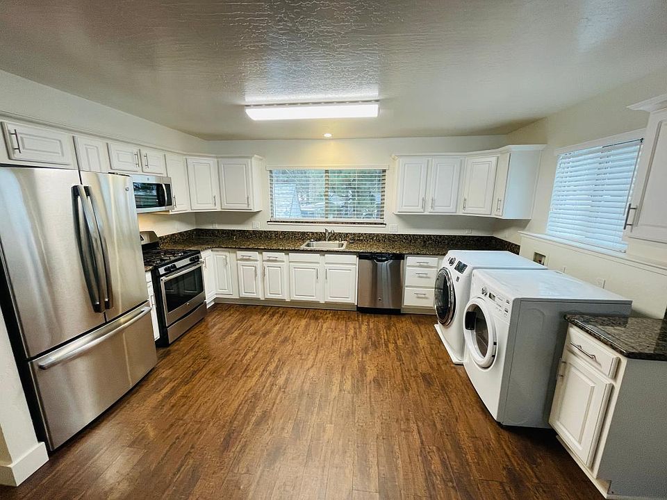 Photo Oct 11, 11 30 51 AM_10112021