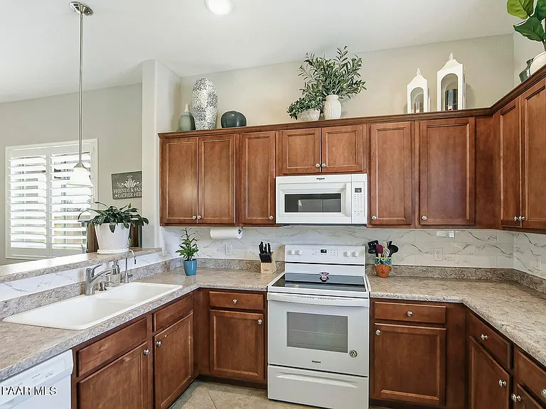 6323 E Beckett Trl — Photo 8