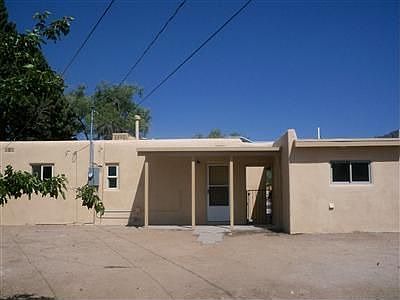 5th image of 2429 Alvarado Dr NE