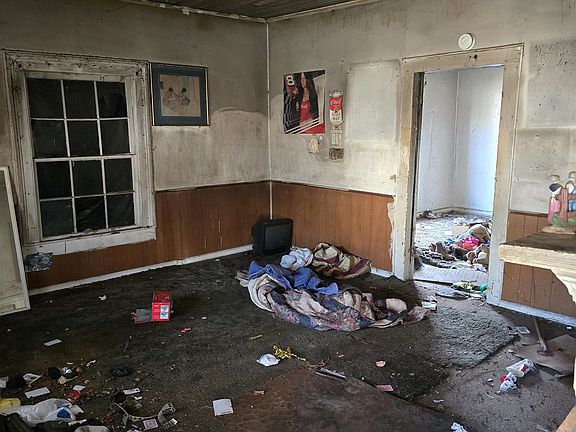 4th image of 502 Oakland Ave