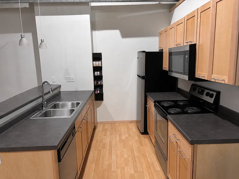 116 S 3rd St — Photo 2
