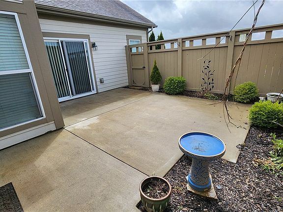 4th image of 5325 E Sheffield Cir