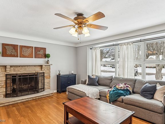 4th image of 2568 Northglen Dr
