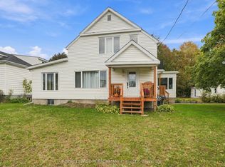 523 Gascon St, Hawkesbury, ON K6A 1M4