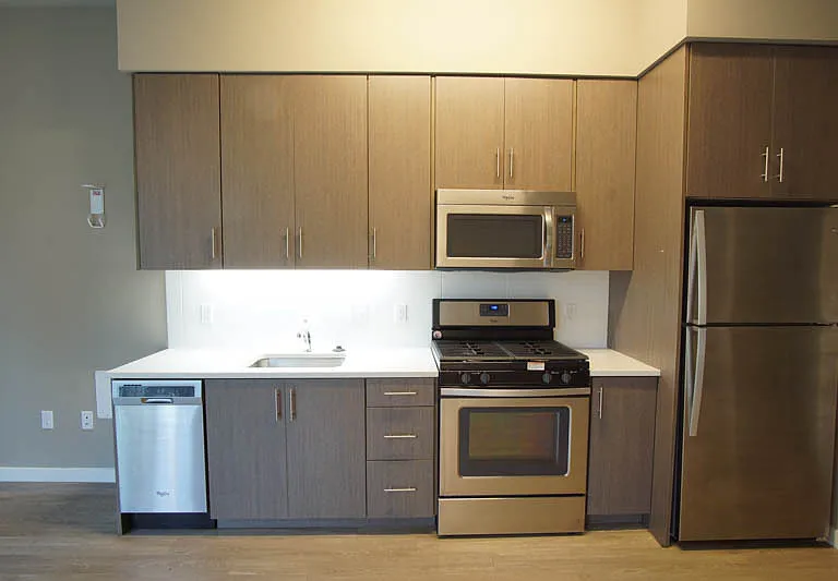 Stylish Garden Level-1 Bdr w/ Dishwasher & Laundry in Sellwood! — Photo 6