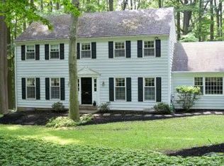 829 Pheasant Run Rd, West Chester, PA 19382