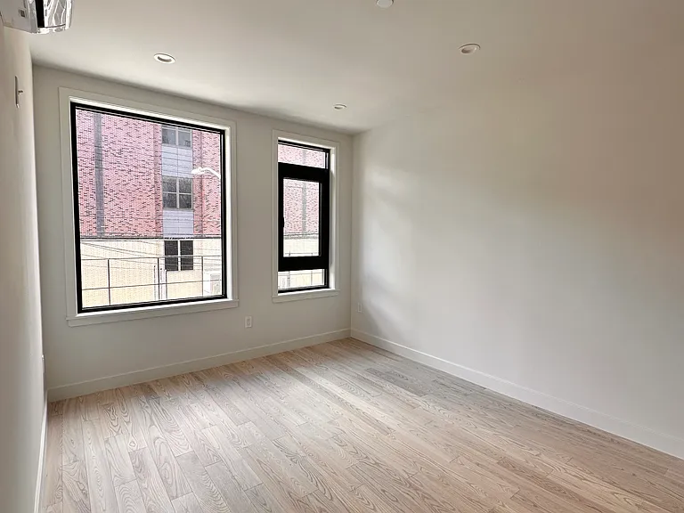 40-09 29th St #2A — Photo 7